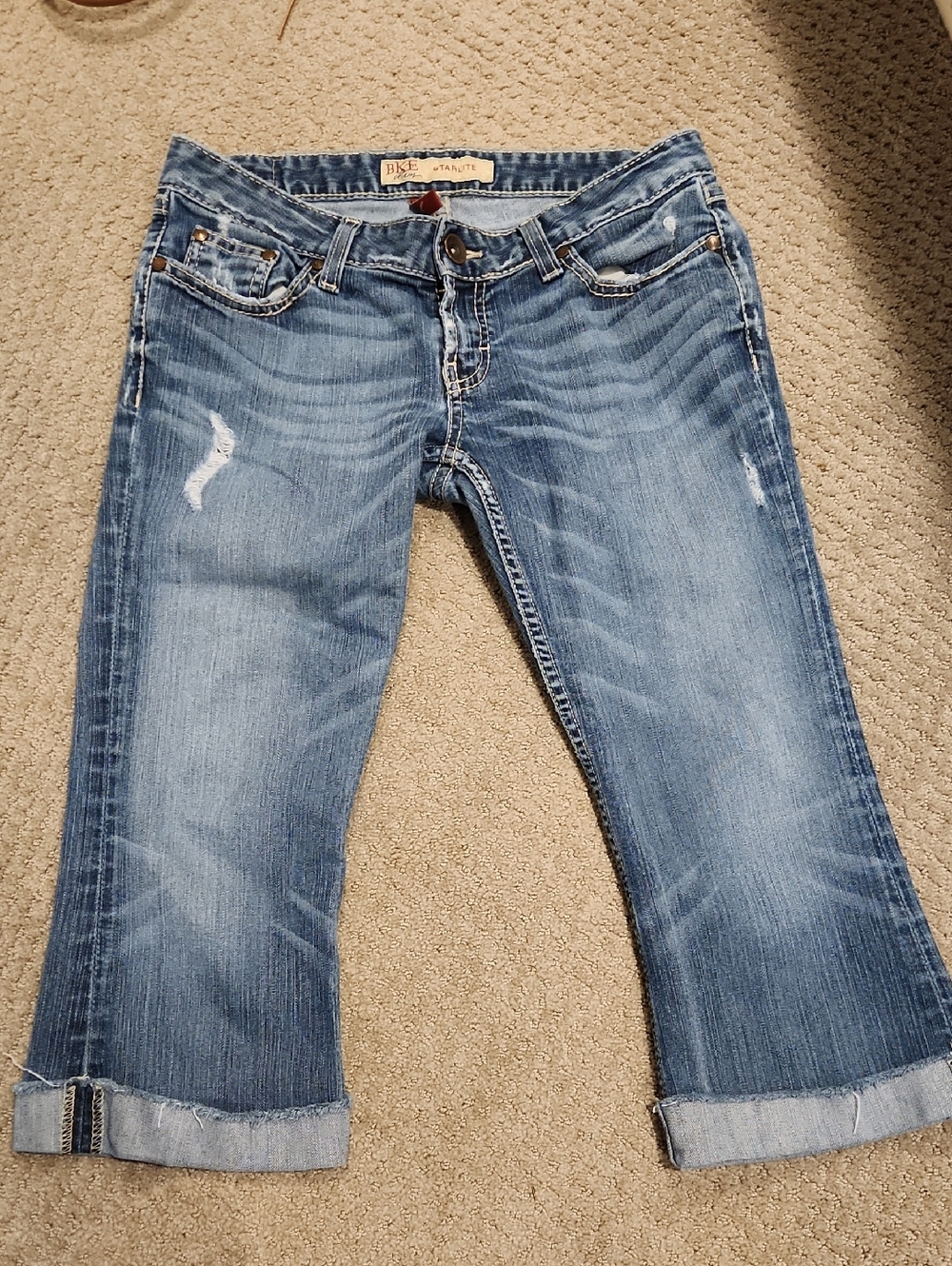 BKE Starlite 29 Medium Wash Low Rise Distressed Jeans